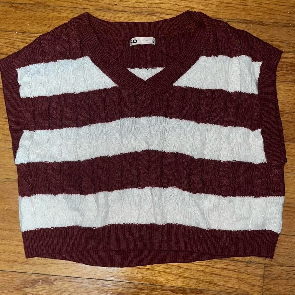 SO cropped sweater